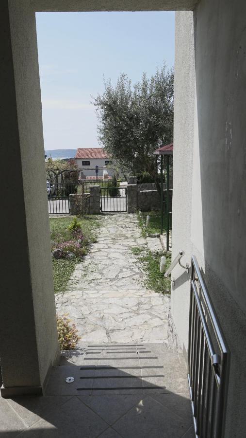 Apartments Bestak Krk Town Exterior photo